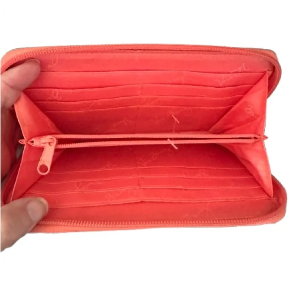 Vera Bradley Coral and Cream Eyelet Wallet - Picture 4 of 4